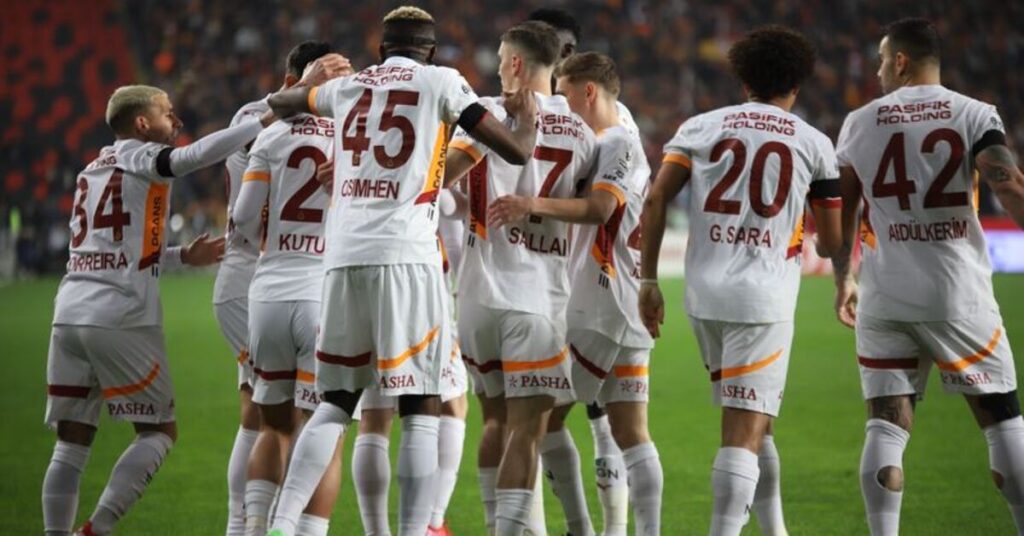 Galatasaray’ın İnanılmaz Savunma Performansı!