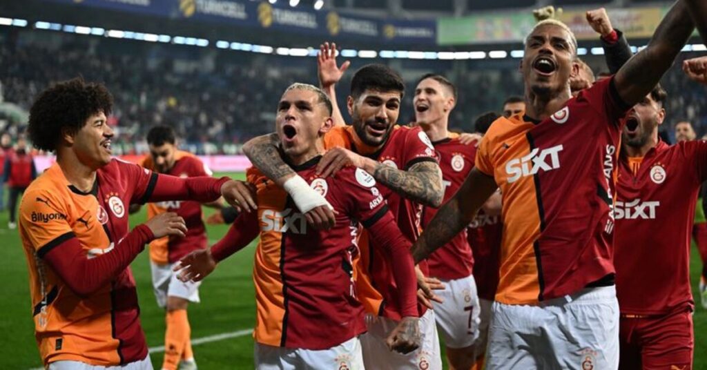 Galatasaray, Çaykur Rizespor’u Deplasmanda Devirdi!
