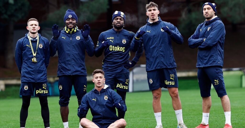 Mourinho yönetiminde Fenerbahçe antrenmanı!