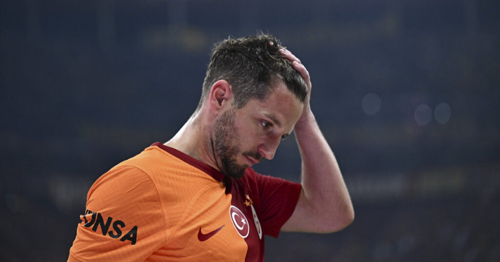 Yaşlanan Mertens’in performansı düşüyor