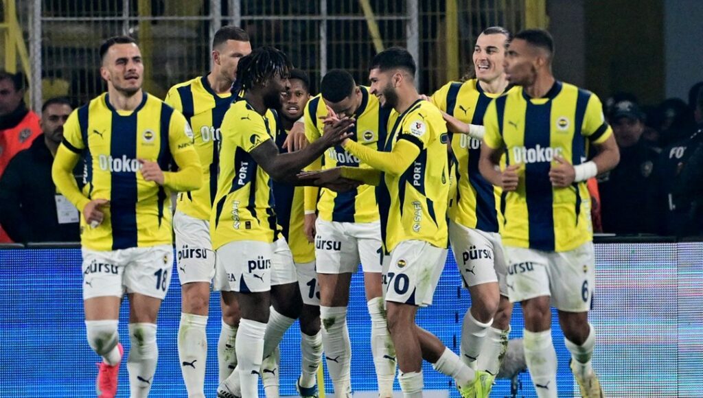 Fenerbahçe ve Çaykur Rizespor’un İlk 11’leri Belli Oldu!