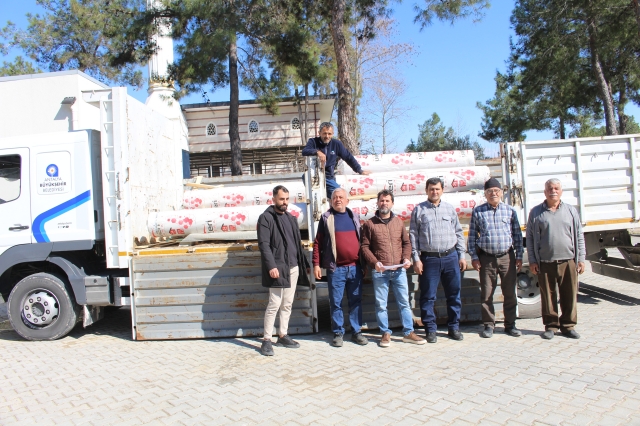 Antalya’da Tarımsal Destek: Sera Naylonu Yardımı