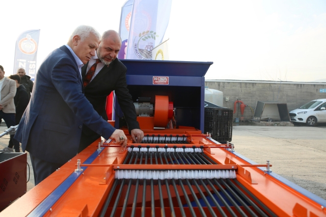 Bursa’da Çiftçilere 500 Bin TL Değerinde Ekipman Desteği!