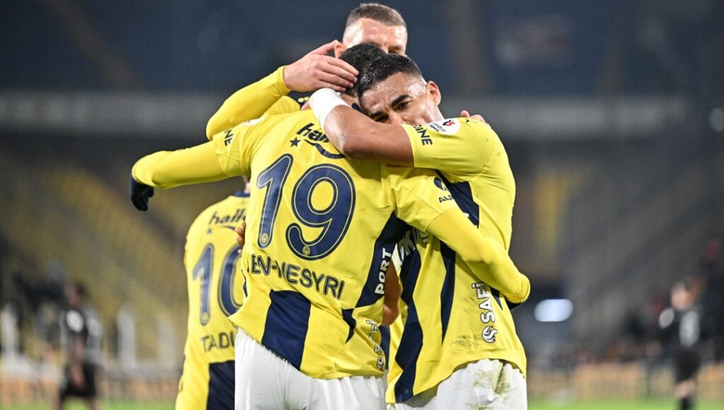Fenerbahçe, Midtjylland’i yenerek Play-Off umutlarını canlı tutuyor