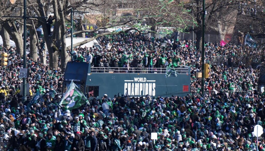 Silahlı Saldırı Super Bowl Şampiyonluk Kutlamalarını Gölgeledi