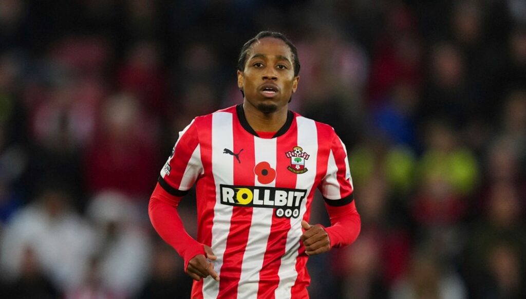 Walker-Peters Galatasaray’a Gelmiyor!