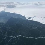 Ağrı’da Yazıcı Barajı Buzla Kaplandı!