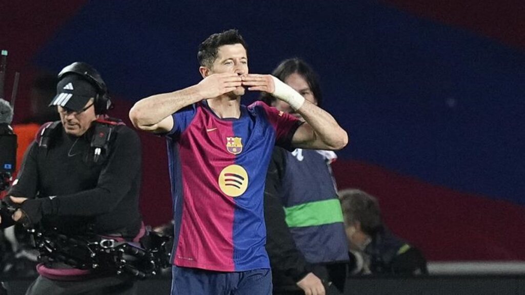 “Barcelona, Rayo Vallecano’yu 1-0 mağlup ederek zirveye yükseldi”