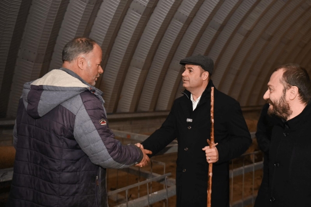 Başkan Akın, Hayvan Pazarını Ziyaret Etti