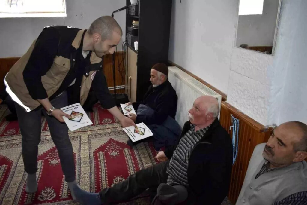 Bayburt’ta Üreticilere Süt ve Sağım Hijyeni Eğitimi