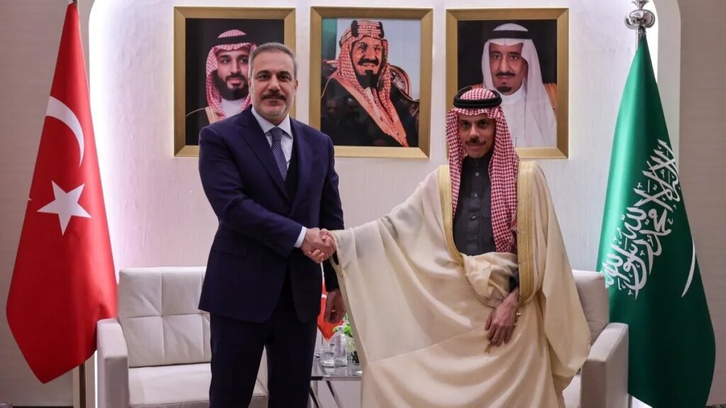 Bakan Fidan, Suudi Dışişleri Bakanı ile Gazze ve Suriye Diplomasisi Görüştü