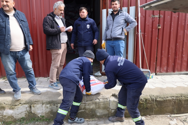Hatay Belediyesi Çiftçilere Gübre Desteği