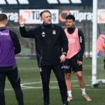 Solskjaer’in yokluğunda antrenman Erling Moe yönetiminde!