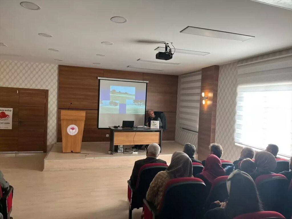 Kavak’ta Kaz Yetiştiriciliği Eğitimi Verildi