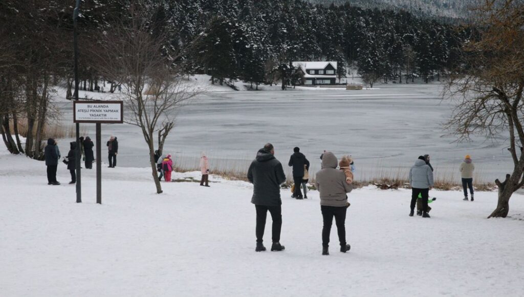 Bolu Gölcük’te Kışın Büyüleyici Manzarası