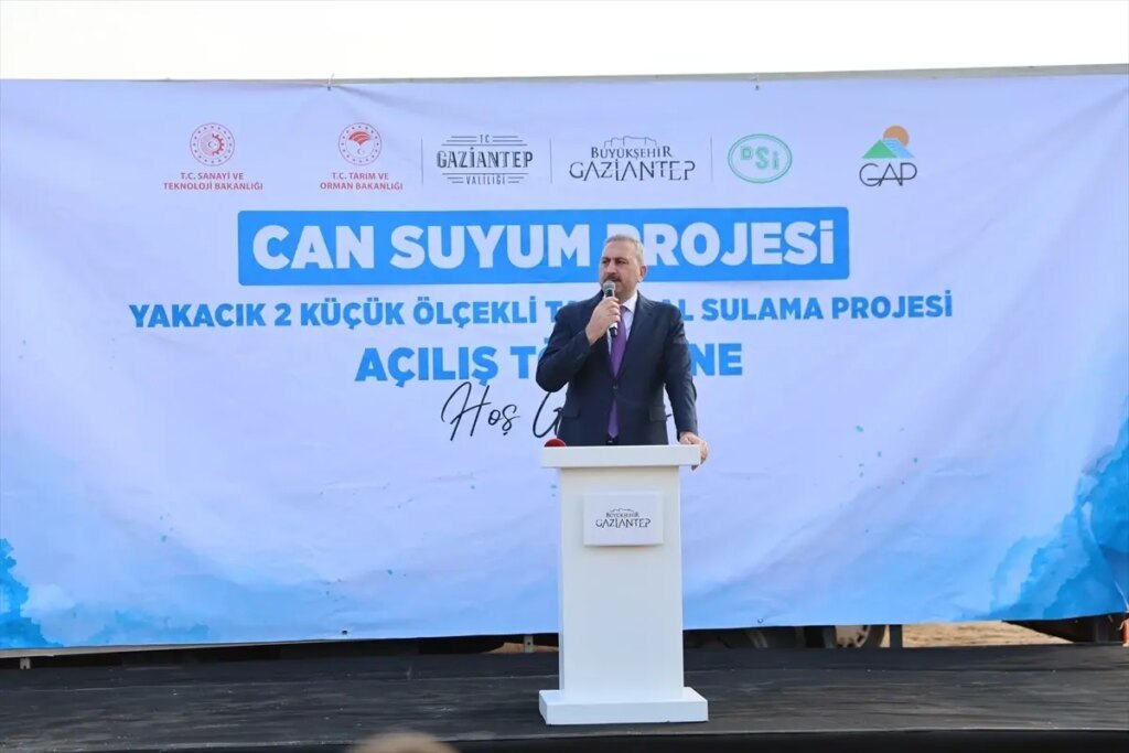 Cansuyum Projesi ile Oğuzeli’nde Sulama Hattı Açıldı