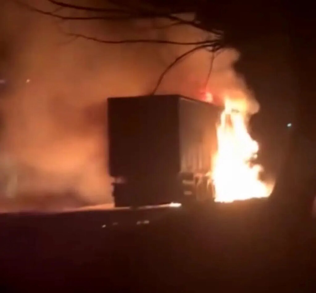 Osmaniye’de Kamyon Alev Aldı!