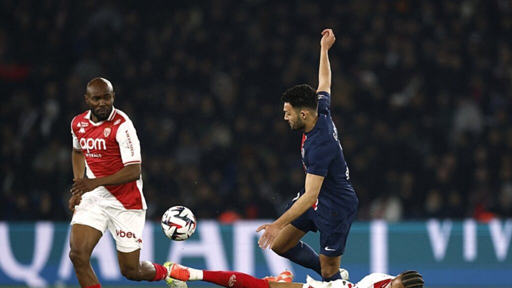 “PSG, Monaco’yu 4-1 mağlup etti! Al Musrati sahada!”