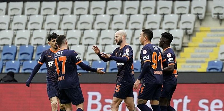 RAMS Başakşehir FK, Ahlatcı Çorum FK’yı 4-1 mağlup etti!