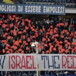 “Taraftarlar İsrail’e Kırmızı Kart Gösterdi”