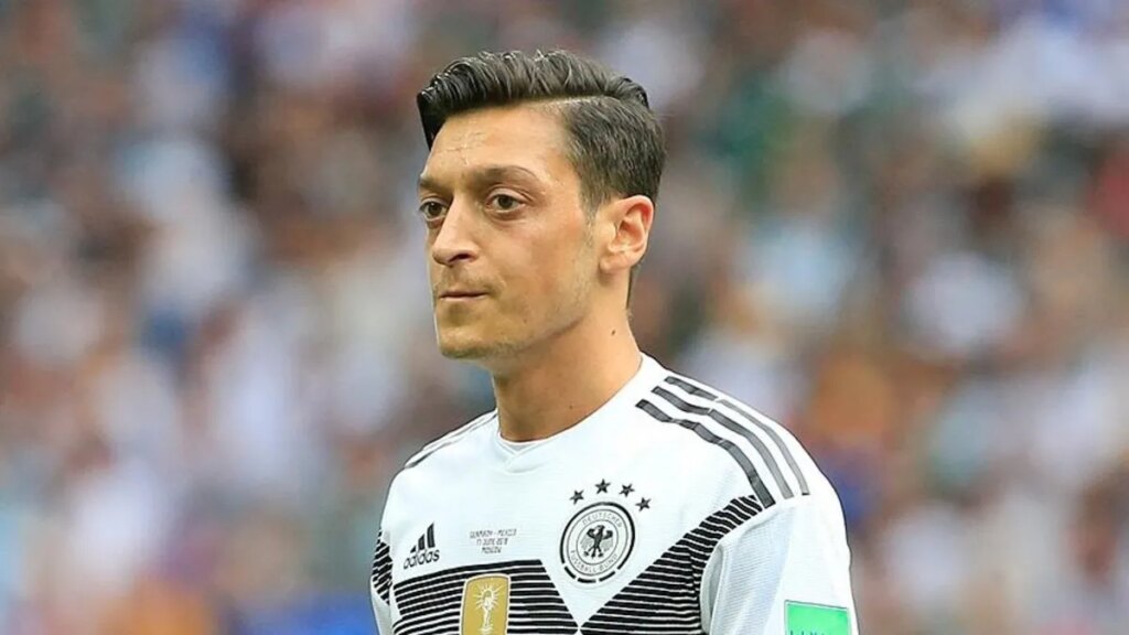 Mesut Özil AK Parti’de! Kimdir, aslen nereli?