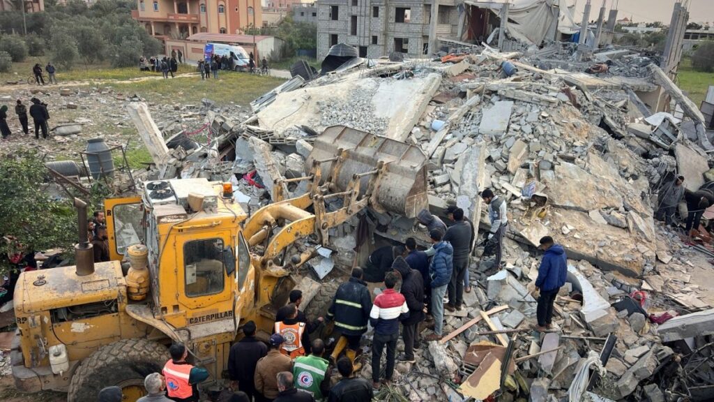 İsrail’in saldırılarında 400 Filistinli öldü