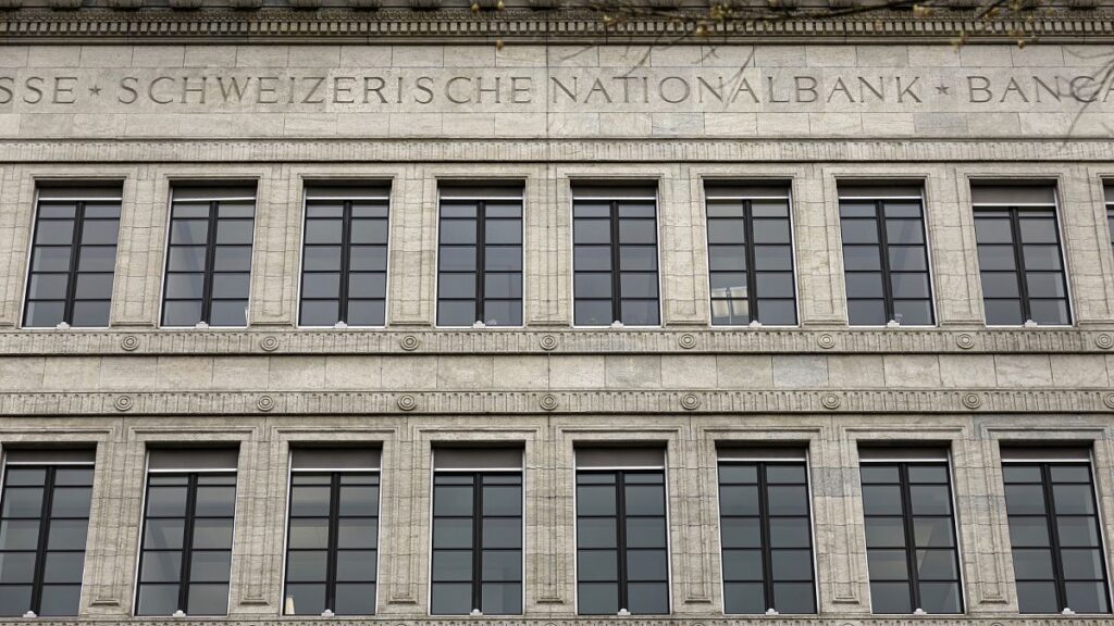 İsviçre Merkez Bankası Faiz İndirimiyle Dikkat Çekiyor