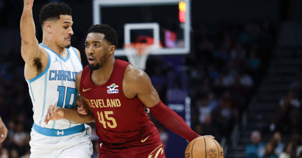 “Cavaliers, Donovan Mitchell’in performansıyla Hornets’i mağlup etti”