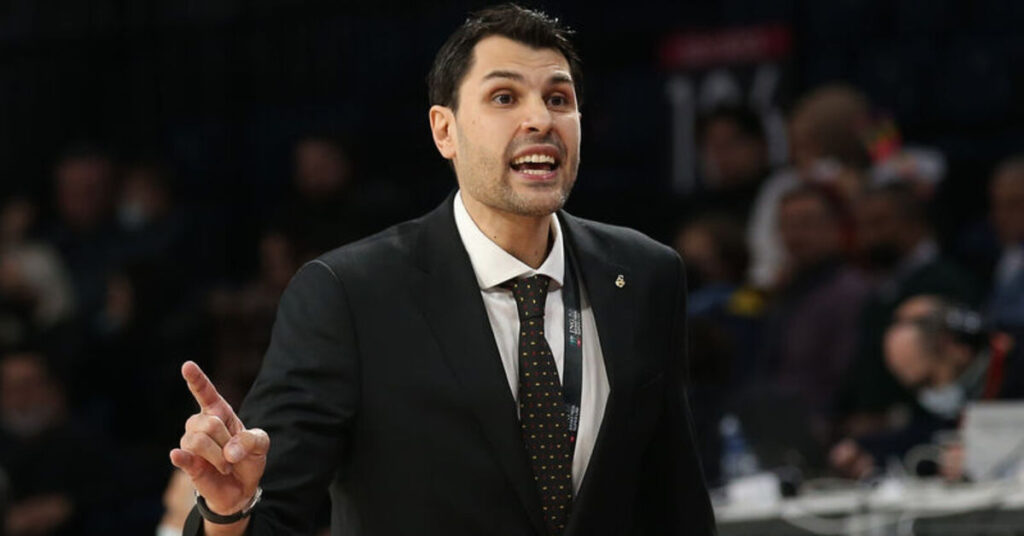 Cenk Akyol Anadolu Efes Genç Takım Antrenörü Oldu