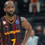 “Cummings: Galatasaray’ın Stadyum Atmosferi Muhteşem!” “Sezonun İkinci Yarısında Güçlü Çıkış İçin Hazırlıklı Olun!”