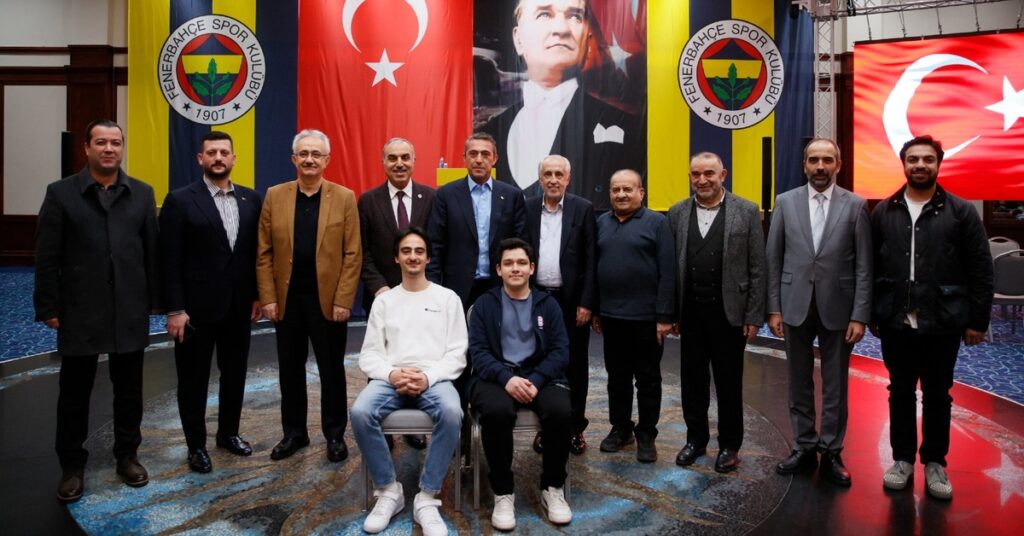 “Fenerbahçe Başkanı Ali Koç, İlim Yayma Cemiyeti’ni Ağırladı”