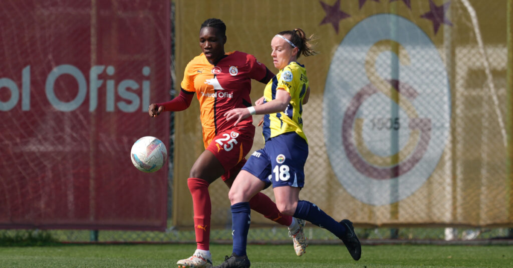 Galatasaray ve Fenerbahçe Berabere!