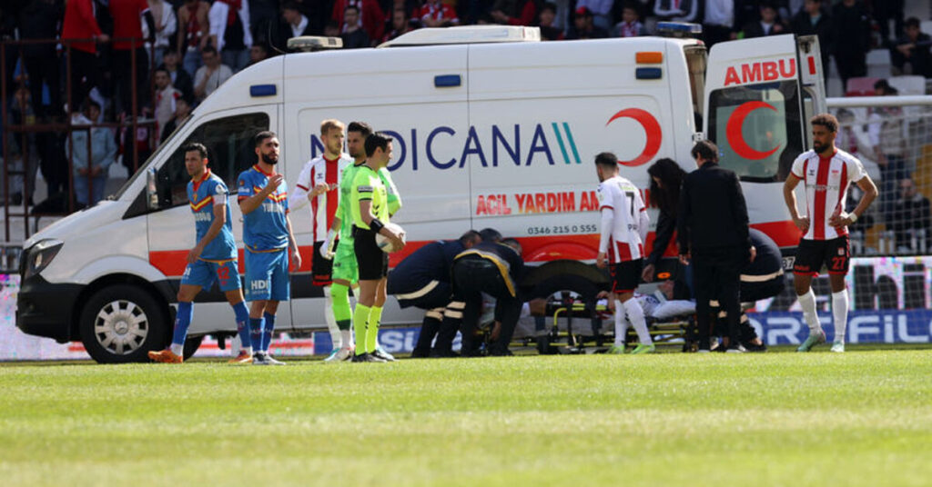 Sivasspor’dan Simic’e İyi Haber: Ambulanstan Çıktı!