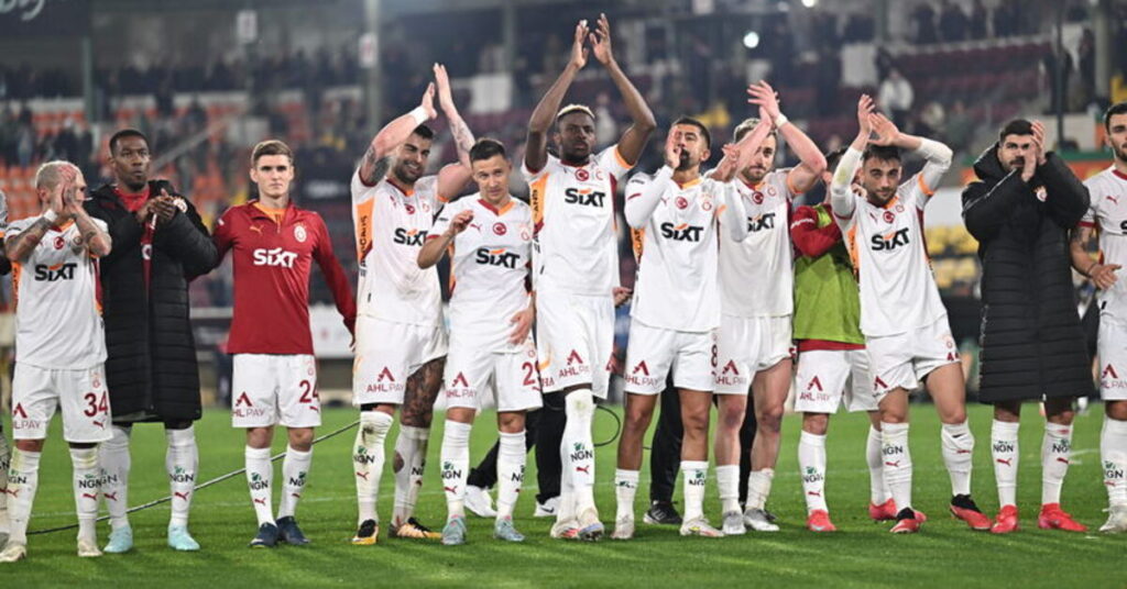 Galatasaray, Alanyaspor’u mağlup ederek zirvede kaldı!