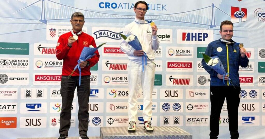 Yusuf Dikeç Gümüş Madalya Kazandı!