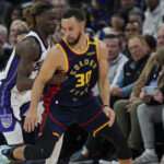 “Curry Tarihe Geçti: Warriors Kings’i Farklı Geçti!”