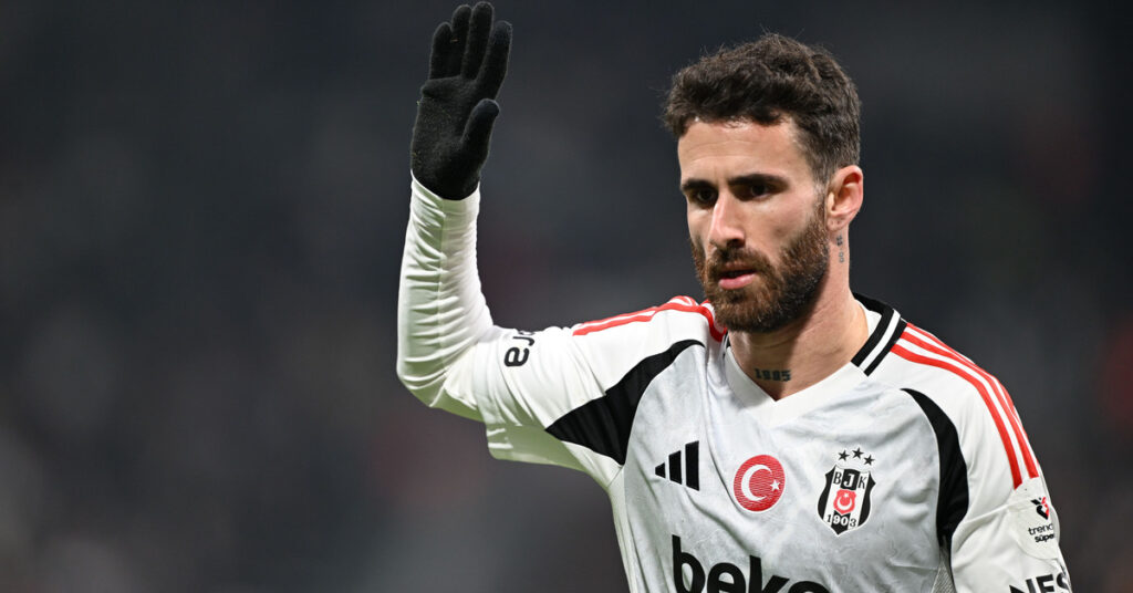 Beşiktaş’ın Yıldızı Rafa Silva Şov Yapıyor!
