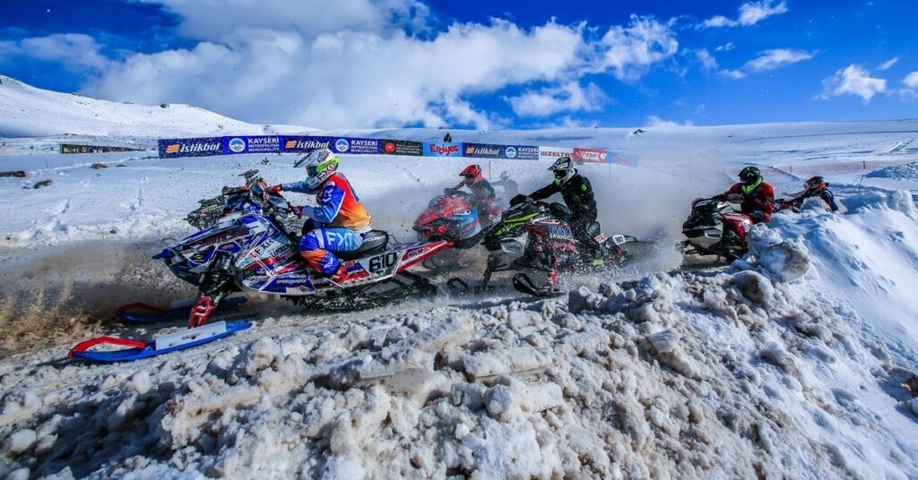 “Snowcross Yarışları Erciyes’te Başladı!”