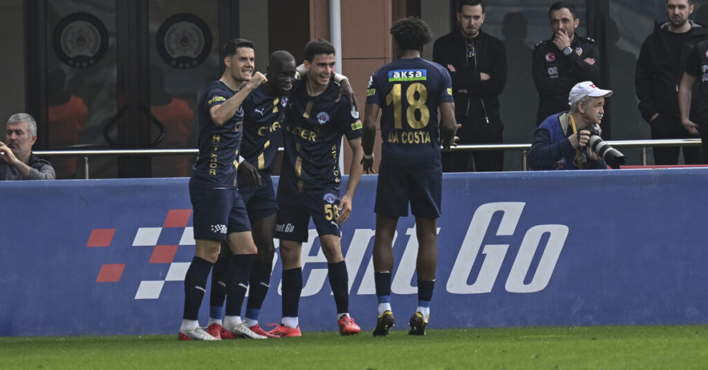 Kasımpaşa, Alanyaspor’u 2-1 mağlup etti
