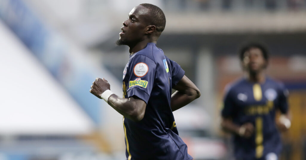 “Kasımpaşa’nın Galibiyet Serüveni: Fall ve Hajradinovic ile 2-1’lik Alanyaspor Mağlubiyeti!”