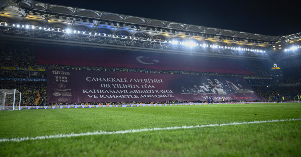 Fenerbahçe, Samsunspor Maçı Öncesi Şehitler Anıldı