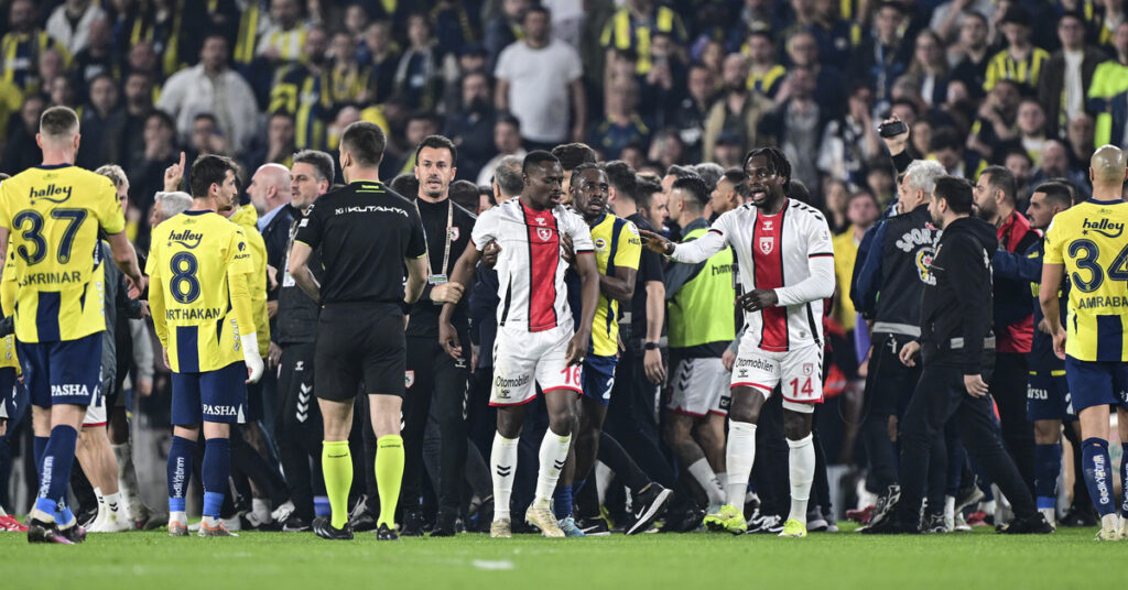 “Yeni Araştırma: İnsanların Mutluluğunu Arttıran Yöntemler”