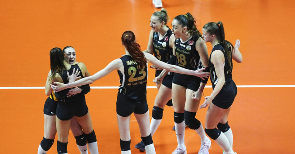 VakıfBank Eczacıbaşı’yı 3-0 Mağlup Etti