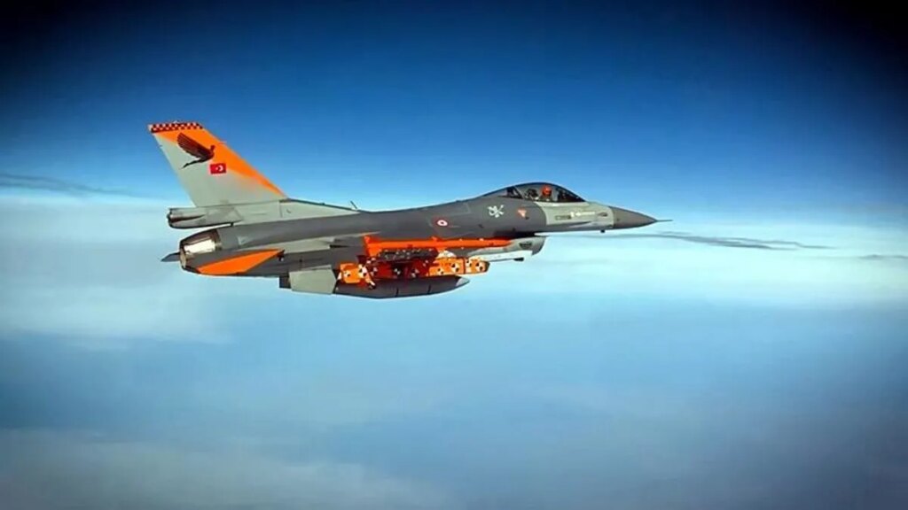 F-35 Uyumlu SOM-J Füzesi Su Üstü Hedefi Başarıyla Vurdu