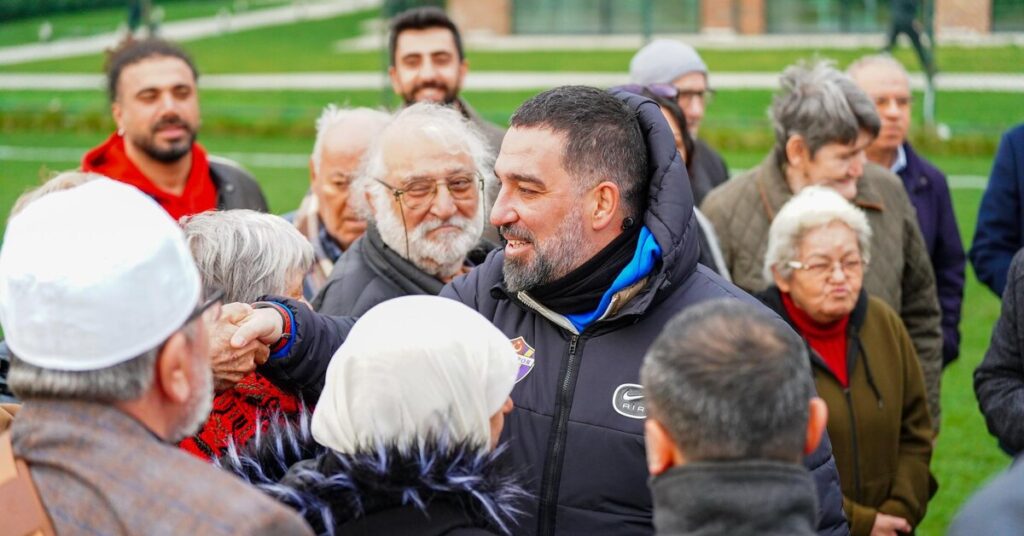 Eyüpspor’dan Yaşlıları Sevindiren Ziyaret