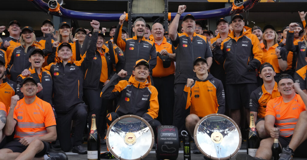 “McLaren’ın Genç Pilotu Oscar Piastri, Çin Grand Prix’sinde Zaferi Aldı!”