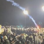 İmamoğlu’nun Tutuklanması Protesto Edildi: Polise Yanıcı Madde Atıldı