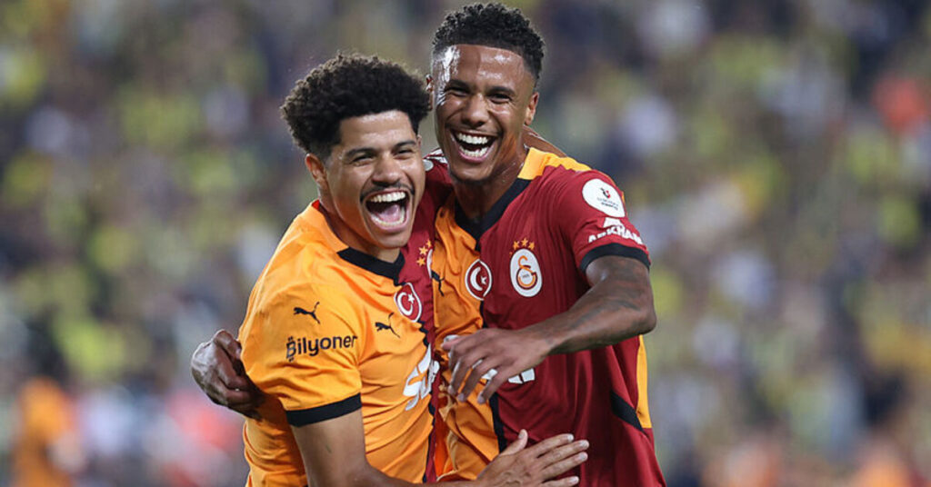 Galatasaray’da Ismail Jakobs geri döndü!