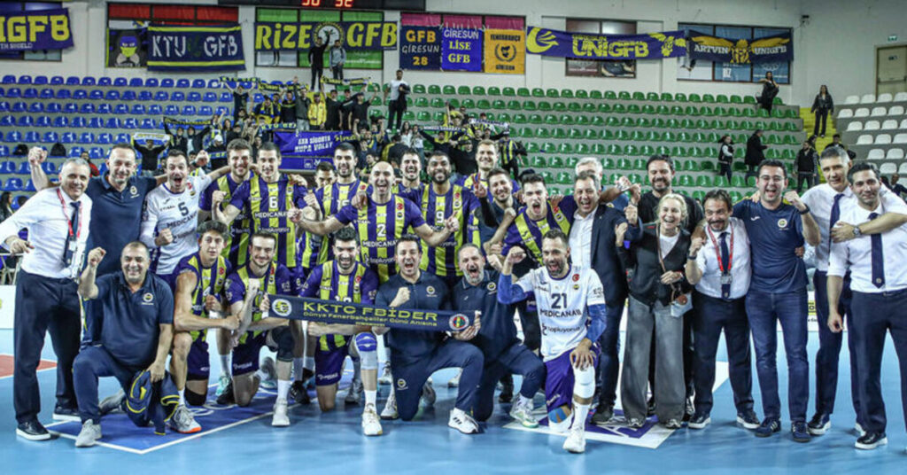 Fenerbahçe AXA Sigorta Erkekler Kupa Voley Şampiyon!