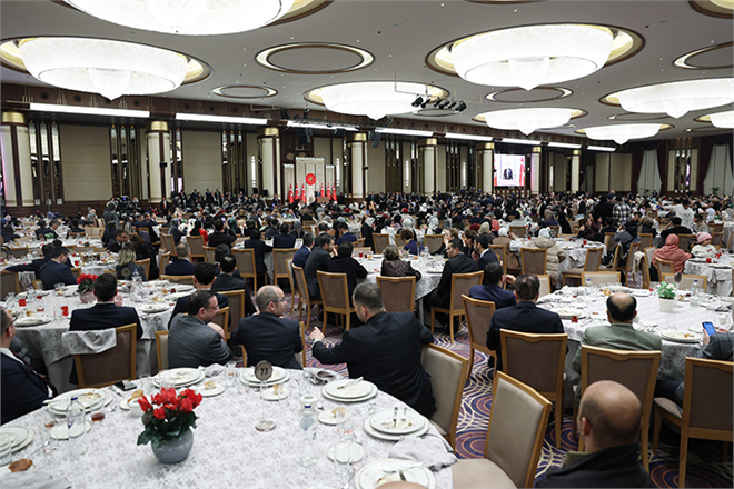 “2025 Yılında Çiftçilere Dev Kırsal Kalkınma Desteği!” “Çiftçilere Müjde: Yeni Destekleme Modeli Açıklandı!” “Yeni Araştırma: Uyku Kalitesi İle İlgili Şaşırtıcı Bulgular!”